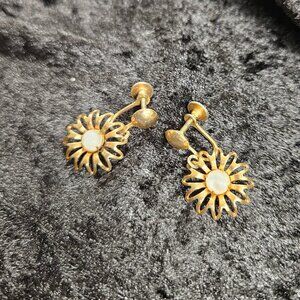 Vintage D&F signed Screw Back Flower with Faux Pearl center